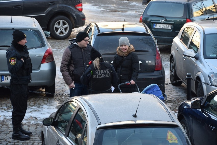 Nie obyło się bez wypisywania mandatów.