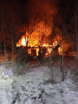 Śmiertelny pożar w powiecie janowskim. W płomieniach stanął drewniany dom, 96-latka nie żyje