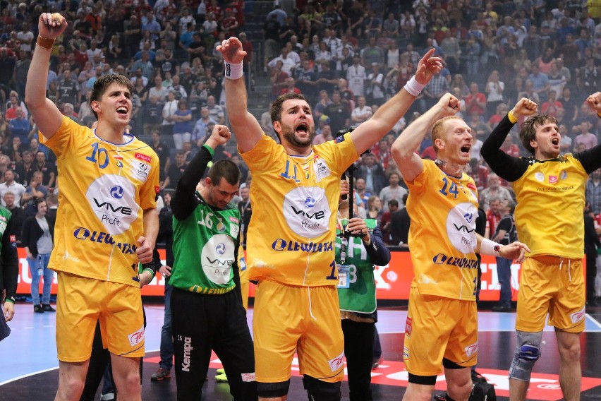 Vive Tauron Kielce po horrorze wygrał z Veszprem i zwyciężył w Lidze Mistrzów