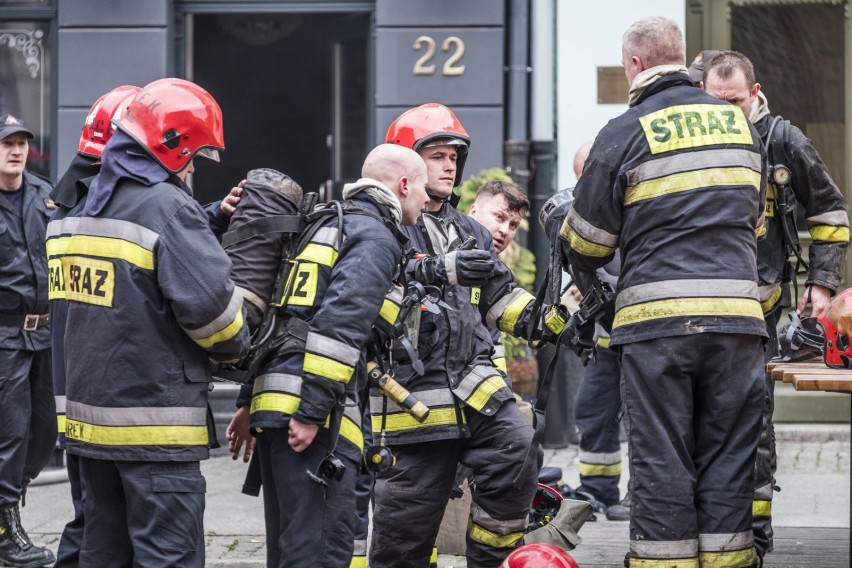 Według raportu portalu pracuj.pl najwięcej zarabiają...