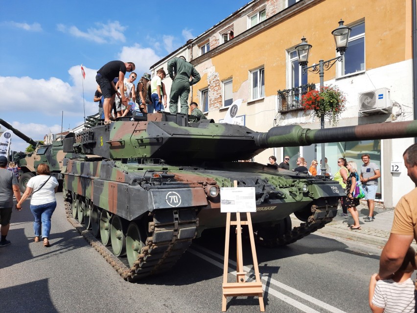 Jedna z największych atrakcji pikniku wojskowego czołg...