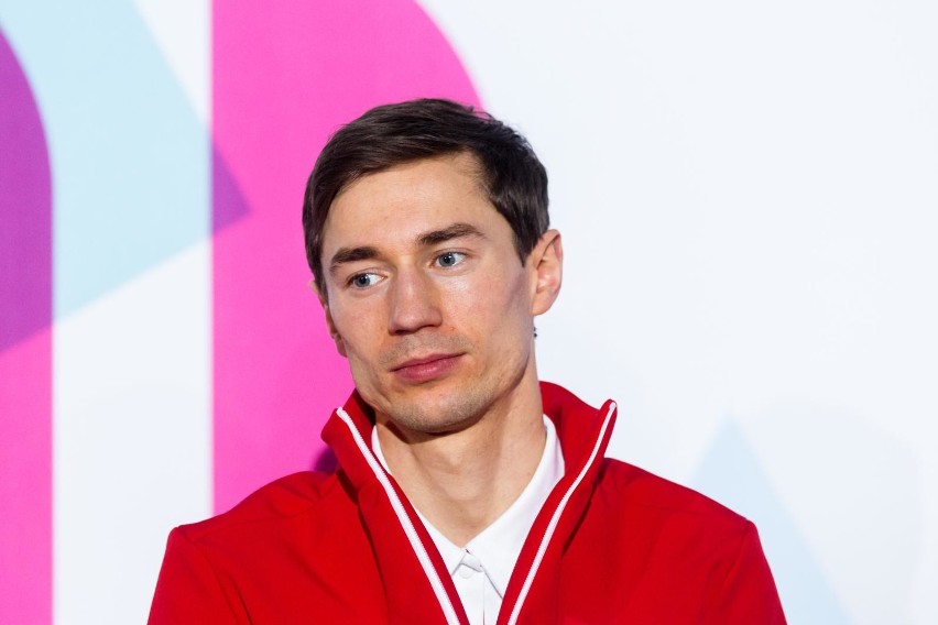 Przychodzi Kamil Stoch do kiosku i mówi:...