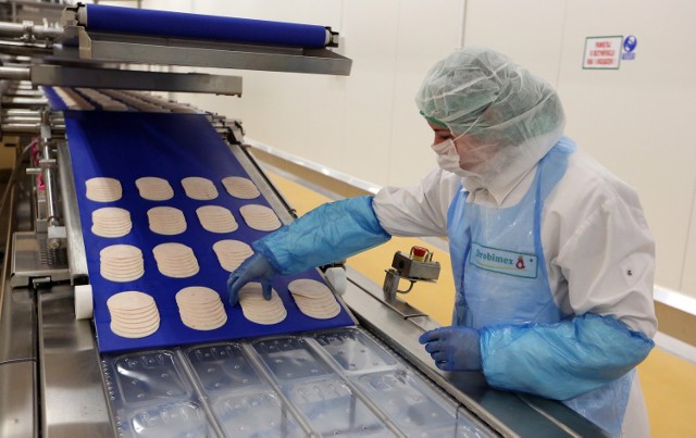 Drobimex otworzył w Goleniowie nową halę produkcyjnąLinia plasterkowania i pakowania wędlin.
