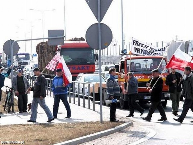 W marcu 2011 roku rolnicy blokalowali skrzyżowanie dróg krajowych nr 16 i 55 na terenie Grudziądza.