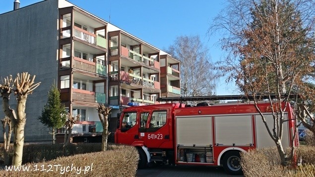 Pożar wybuchł w mieszkaniu budynku przy ul. Sikorskiego 191...