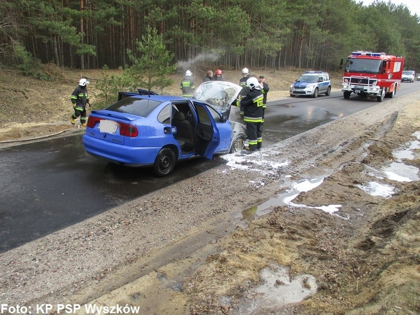 Sieczychy. Pożar samochodu osobowego [zdjęcia]