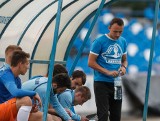 Maciej Seroka został nowym trenerem Stali Rzeszów grającej w Centralnej Lidze Juniorów. Na tym stanowisku zastąpił Ryszarda Federkiewicza