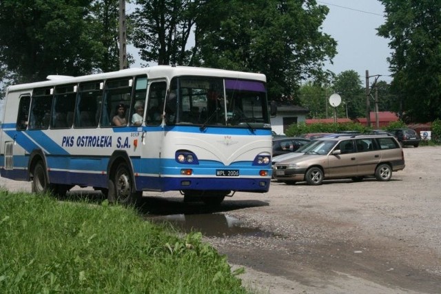 Dobrze, że już rozpoczynają budowę ulicy dojazdowej do stacji.