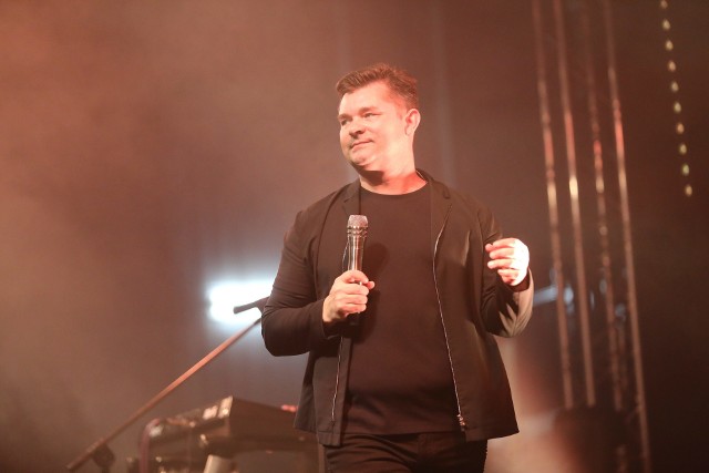 Zenon Martyniuk z zespołu Akcent będzie miał swój mural w Białymstoku koło galerii Madro (zdjęcia)