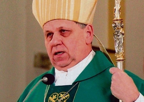 Święceń kapłańskich w katedrze w Gliwicach udzielił biskup Jan Kopiec