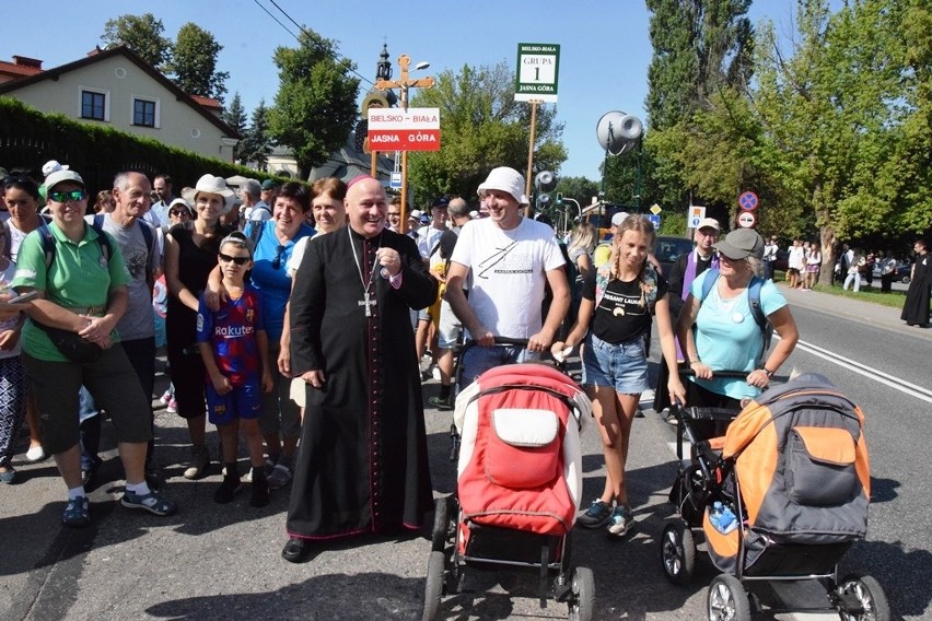 Piesza pielgrzymka z Bielska-Białej do Częstochowy wyruszyła...