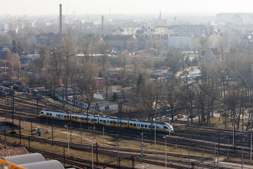 Silver Tower Center - widok z budynku na Wrocław