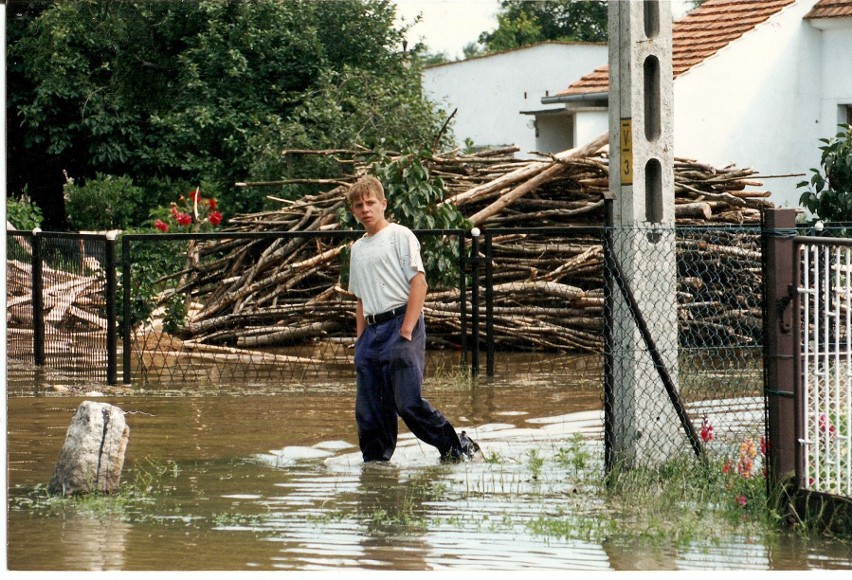 Powódź we Wrocławiu: Tak było 8 lipca 1997 r. [ZDJĘCIA]