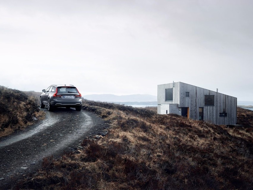 Volvo V90 Cross Country...