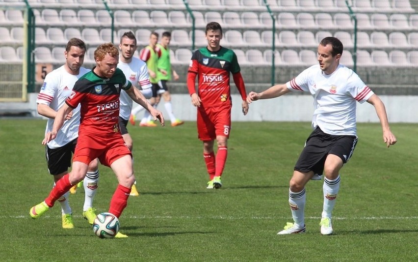 GKS Tychy przegrywał na własnym boisku z Chojniczanką 0:1 po...