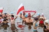 Wyjątkowe morsowanie z okazji Narodowego Święta Niepodległości 2023 w Morawicy. Brałeś udział w tym wydarzeniu? Szukaj się na zdjęciach