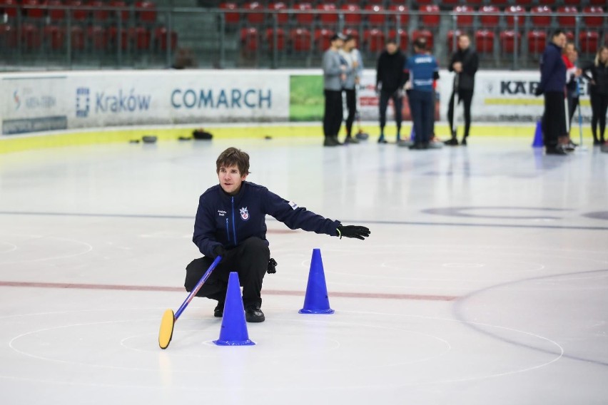 Otwarty trening curlingu w Krakowie