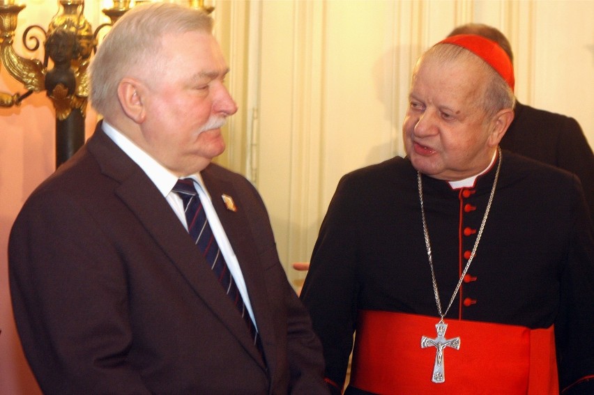 Rok 2009. Spotkanie byłego prezydenta Lecha Wałęsy z kard....