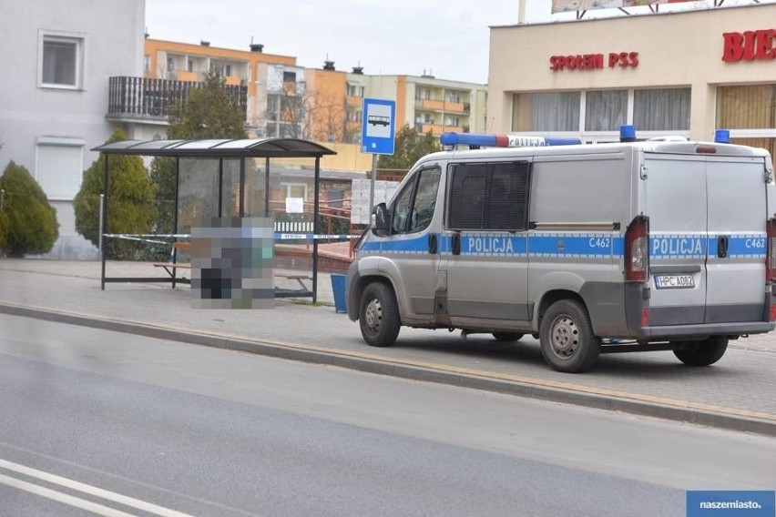 We Włocławku mężczyzna zmarł na przystanku autobusowym [zdjęcia] 