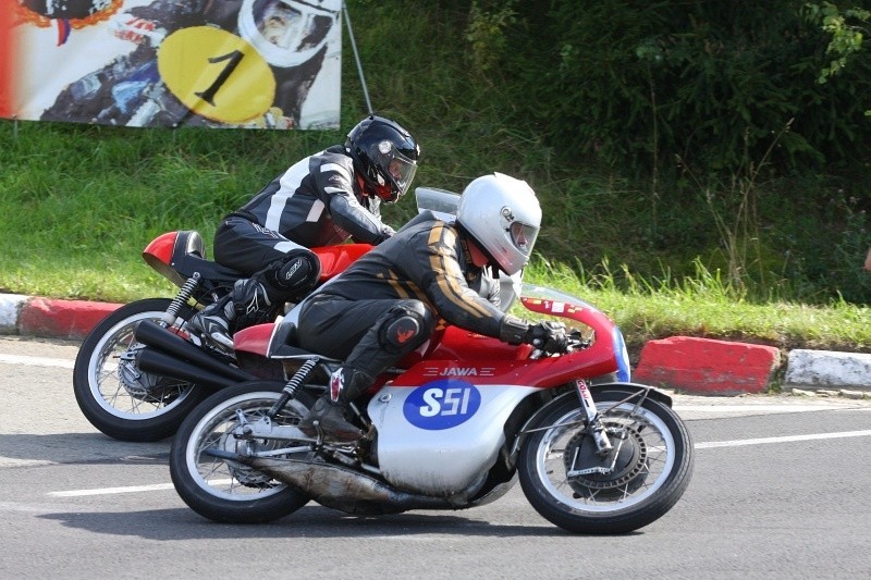 XV. wyścigi sportowych motocykli zabytkowych i sidecarów w...