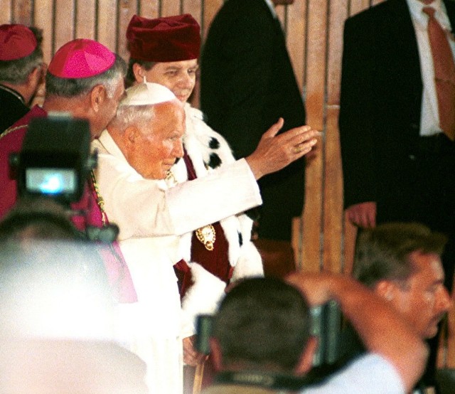 Tak wyglądała wizyta Jana Pawła II w Toruniu.