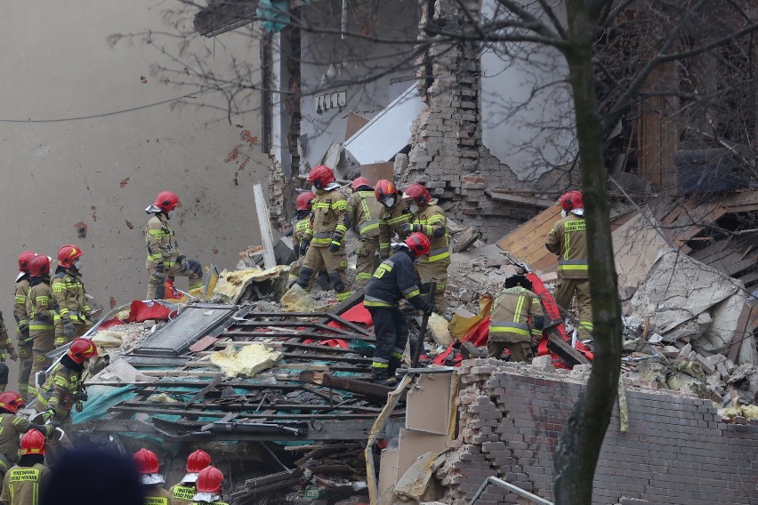 W Katowicach doszło do wybuchy w trzypiętrowym budynku...