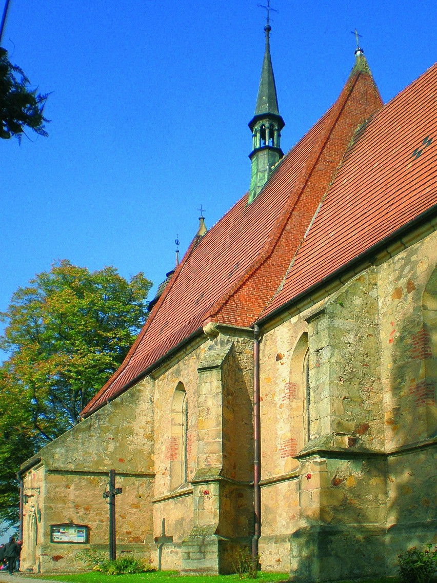 Brzesko, Szczepanów (6 km) Sterkowiec (9 km) Dębno (15 km)...