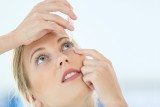 Wiosenne alergie. Jak chronić oczy alergika? Jakie krople do oczu wybrać?