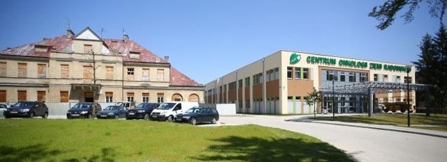 Centrum Onkologii Ziemi Radomskiej mieści się na Wacynie przy ulicy Uniwersyteckiej.