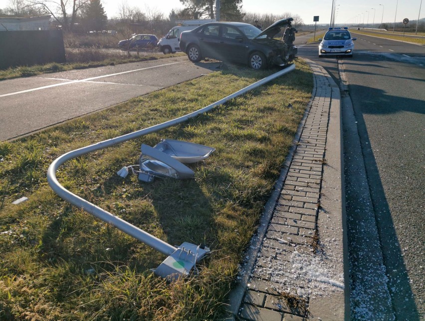 Do zdarzenia doszło w środę przed godz. 9 na alei Żołnierzy...