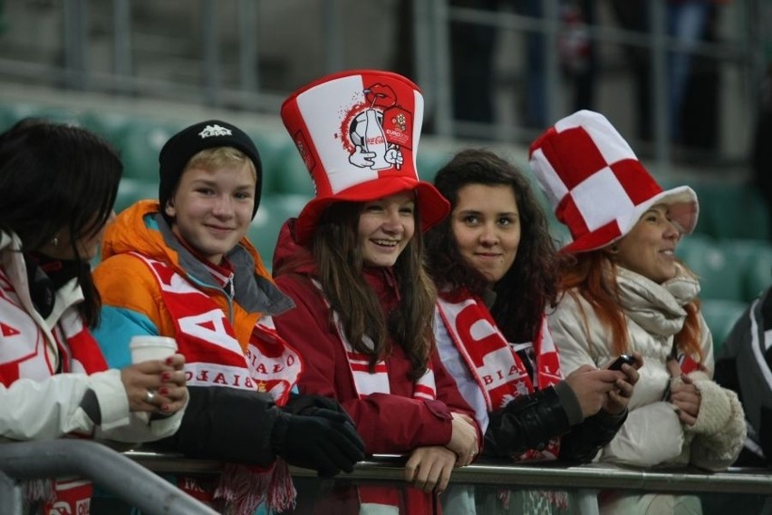 Polska - Słowacja. Kibice na Stadionie Wrocław (ZDJĘCIA)