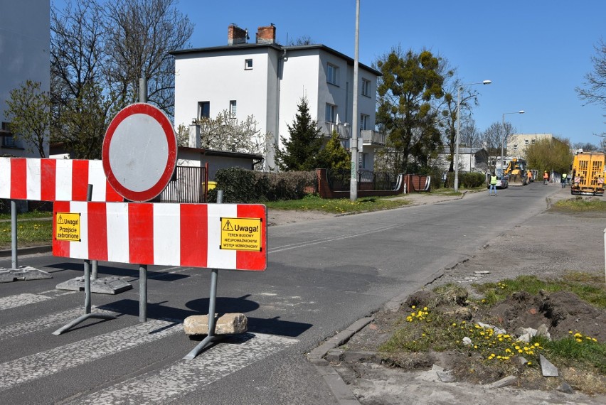 Mostek nad Trynką przy ulicy Kruszelnickiego w Grudziądzu...