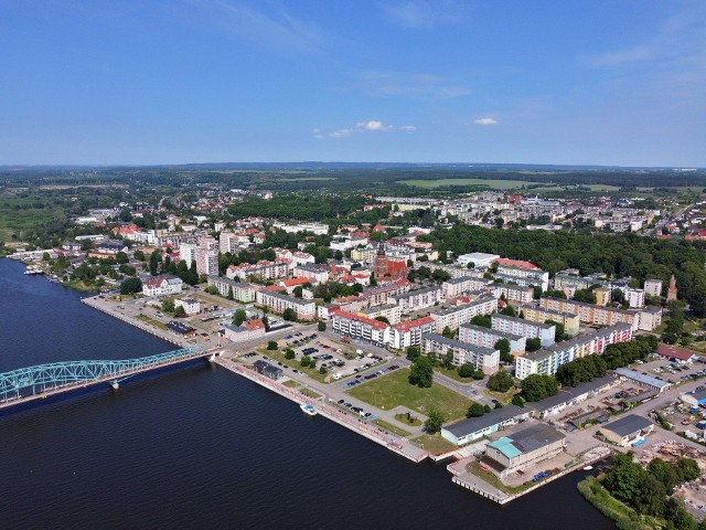Gryfino. Widok na centrum miasta od strony Odry Wschodniej