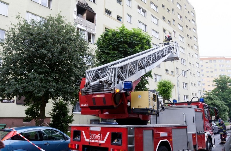 Wybuch gazu na osiedlu Reda. Duże zniszczenia i przerażeni mieszkańcy [zdjęcia, wideo]