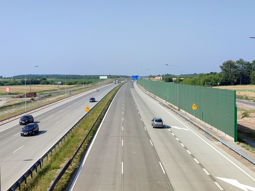 Odcinek E autostrady A1 zaczyna się od węzła Częstochowa...