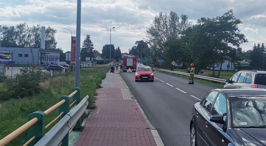 Wypadek w Lubaczowie. Na ul. Wyszyńskiego kierujący hondą potrącił rowerzystę [ZDJĘCIA]