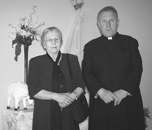 Na uroczystej, jubileuszowej Mszy św. była też matka księdza Stanisława - Czesława Dudek