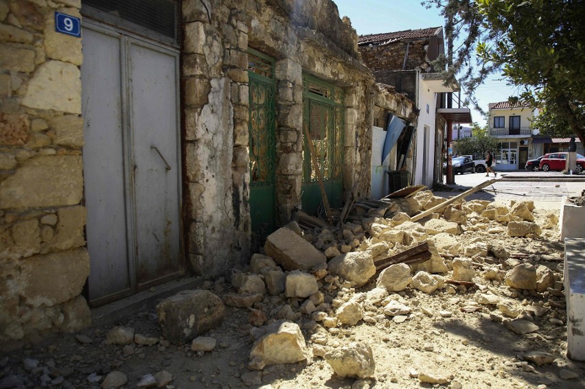 Trzęsienie ziemi na Krecie. Jest jedna ofiara śmiertelna i wielu rannych. Straty materialne mogą być duże