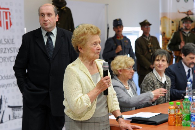 Maria Giza-Podgórska, córka generała Józefa Gizy w tym roku skończy 98 lat. Radni zdecydują, czy otrzyma Tarczę Herbową