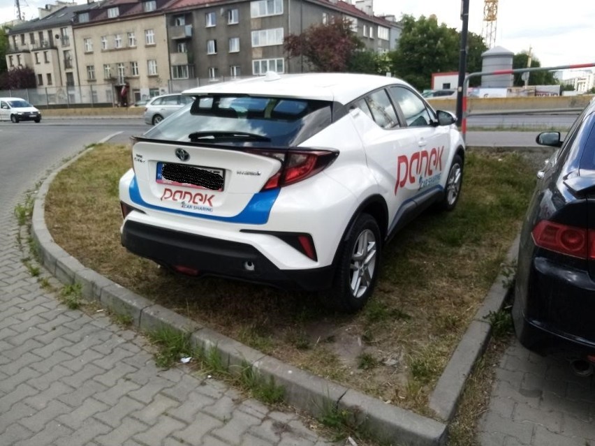 Oto krakowscy mistrzowie parkowania