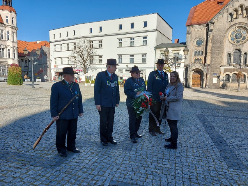 Jan III Sobieski stanął na tarnogórskim rynku. Pomnik ma...