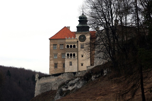 Zamek w Pieskowej Skale to jeden z cenniejszych zabytków renesansu