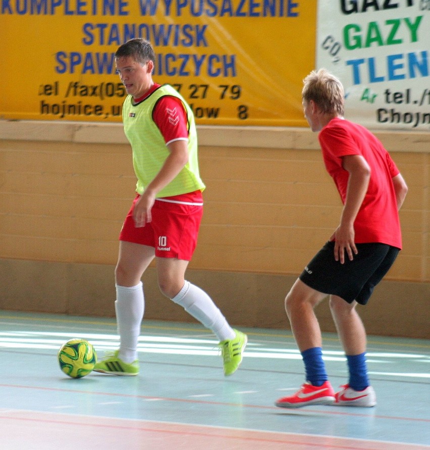 Futsal - parkiet
Kharchenko