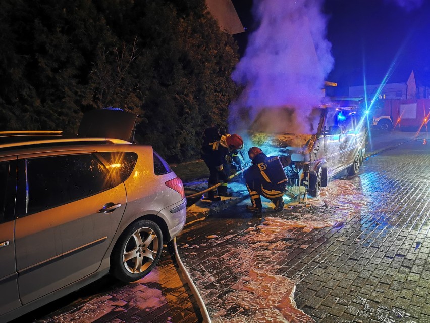 Pożar samochodu dostawczego w Koszalinie [ZDJĘCIA]