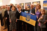 „Nasze serca dla Ukrainy” wystawa fotografii Janusza Wolniaka w Klubie Muzyki i Literatury [ZDJĘCIA]