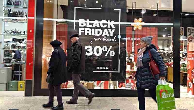 Black Friday w krakowskich galeriach. Miasto sparaliżowane [ZDJĘCIA, WIDEO]