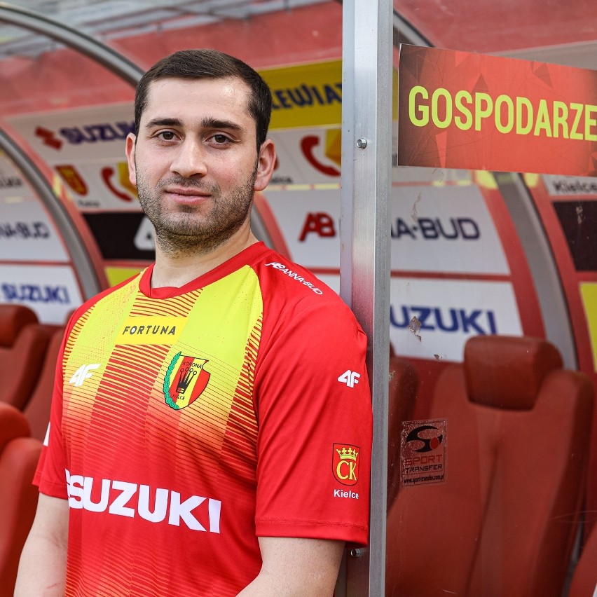 Gruzin Luka Zarandia zawodnikiem Korony Kielce. Podpisał umowę do 30 czerwca 2022 roku. Ma pomóc w awansie do ekstraklasy