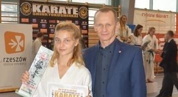 Laura Sitek z trenerem Andrzejem Horną.