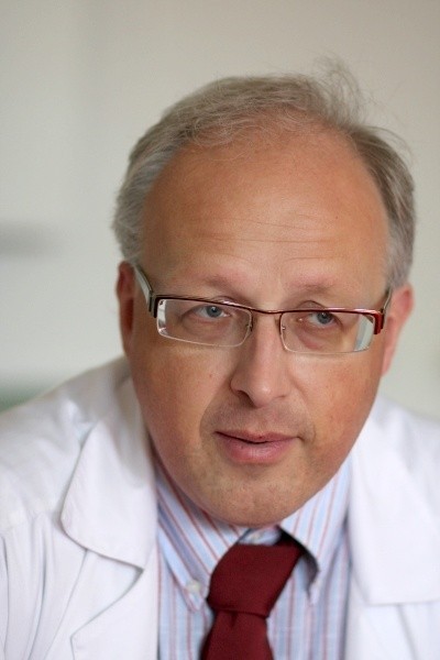 Nie było przypadku grypy w Polsce i nie ma go nadal. I to samo dotyczy Białegostoku - mówi prof. Flisiak