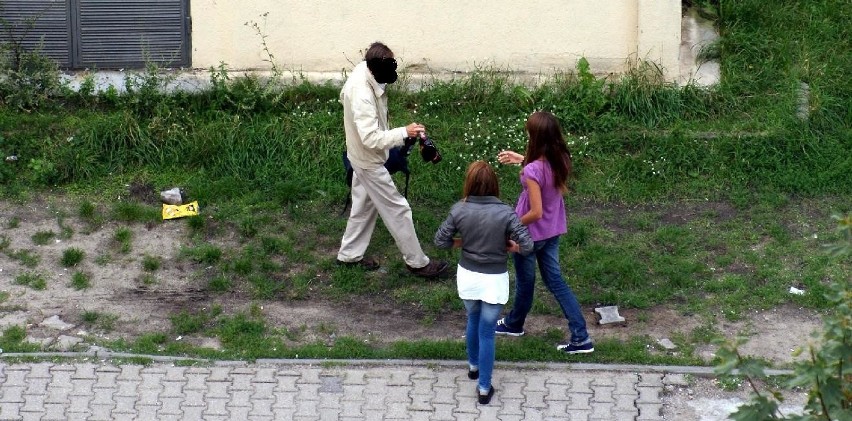 Tak oto młodzież w Zielonej Górze zdobywa alkohol.